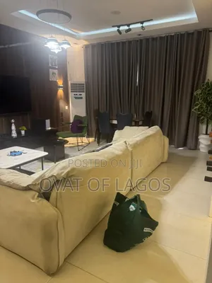 Furnished 2bdrm Penthouse in Lekki Phase 1( Lekki for rent