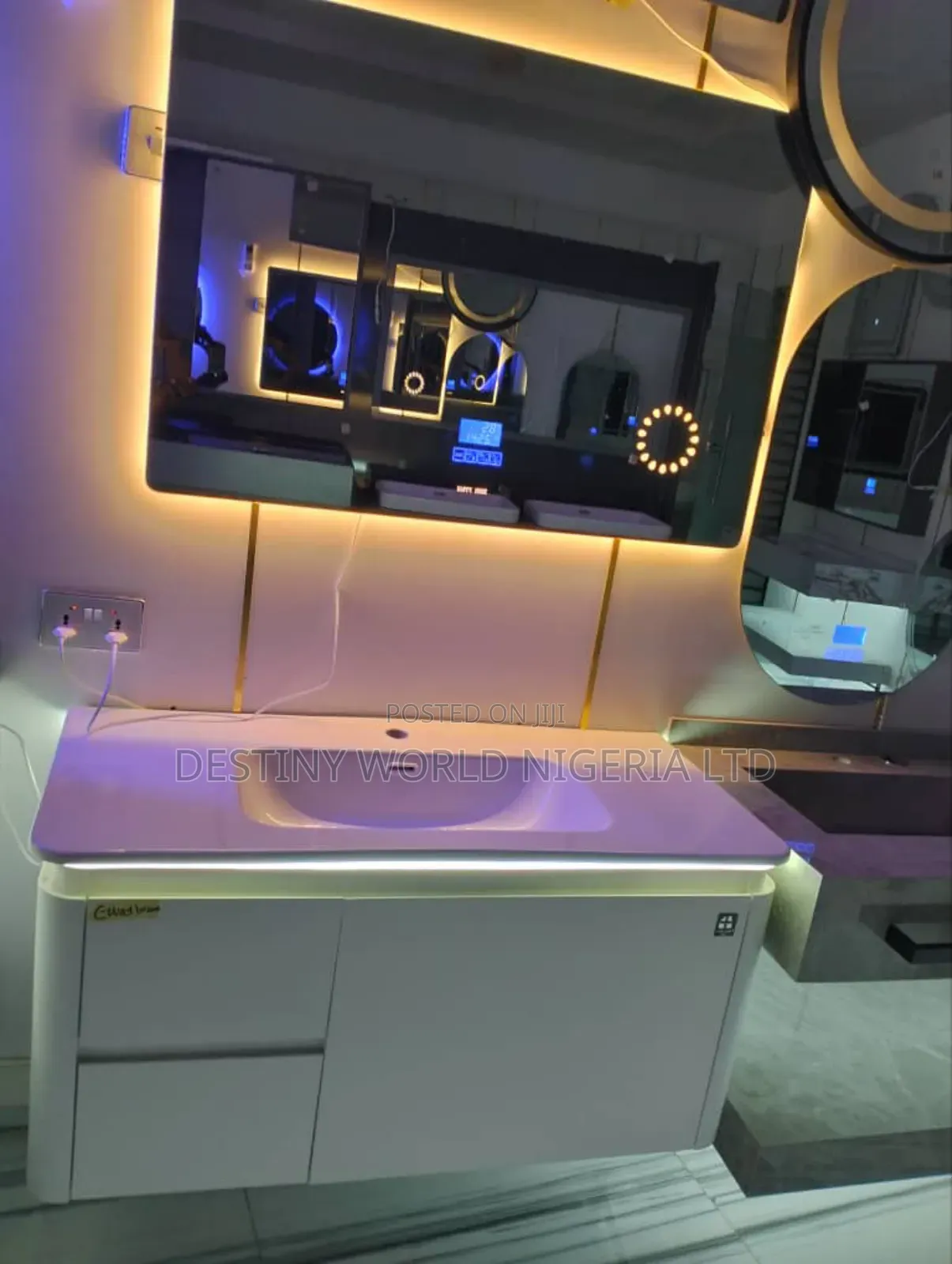 Dining Cabinet With Mirror