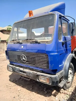 Company Used Benz v-Engine Water Tanker