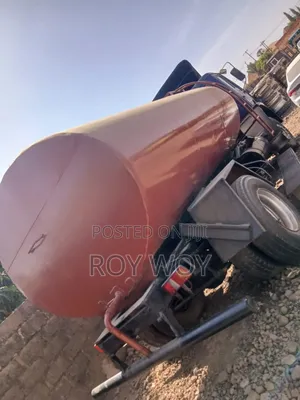 Company Used Benz v-Engine Water Tanker