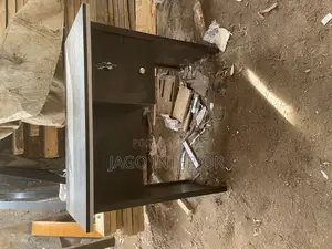 3ft Table Central Lock