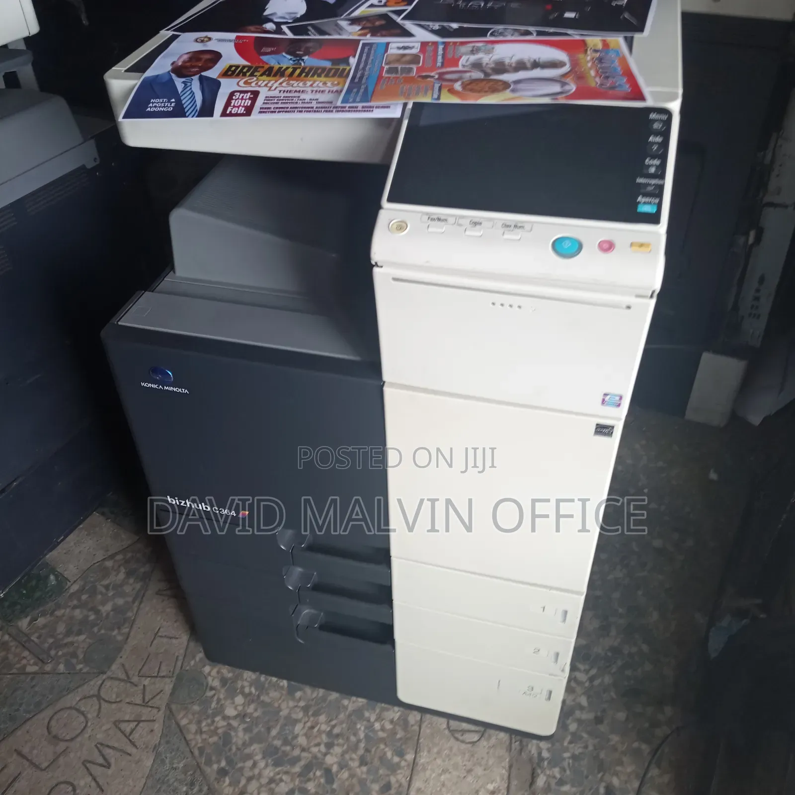 Konica Minolta C364e
