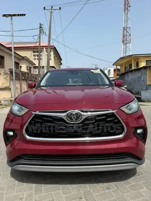 Toyota Highlander Platinum 2021 Red