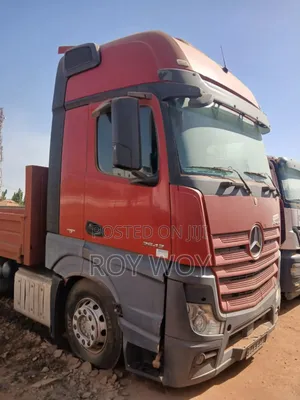 Tokunbo Benz Actros With 8tyres