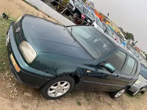 Volkswagen Golf 1999 Green