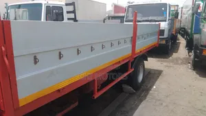 Mercedes 814 Truck Red Colour 18fit