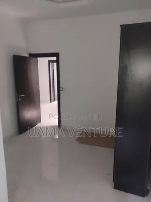 3bdrm Duplex in Lakowe for rent
