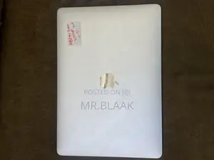 Laptop Apple MacBook 2020 8GB Apple M1 SSD 256GB
