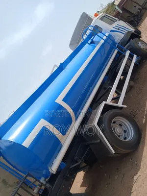 M. Benz 814 Water Tanker