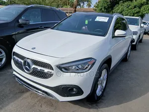 Mercedes-Benz GLA 250 2021 White