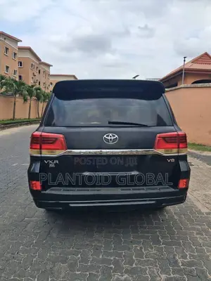 Toyota Land Cruiser 2013 Black