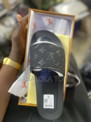 Louis Vuitton Slide
