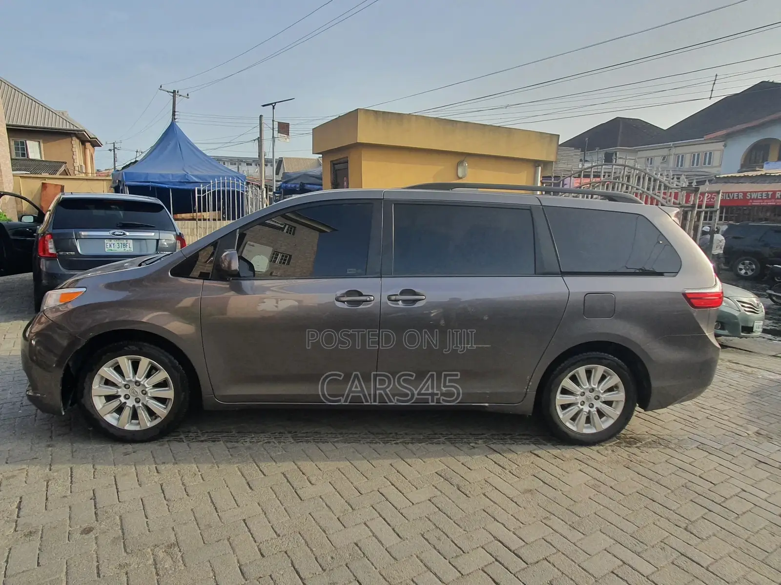Toyota Sienna 2015 Gray
