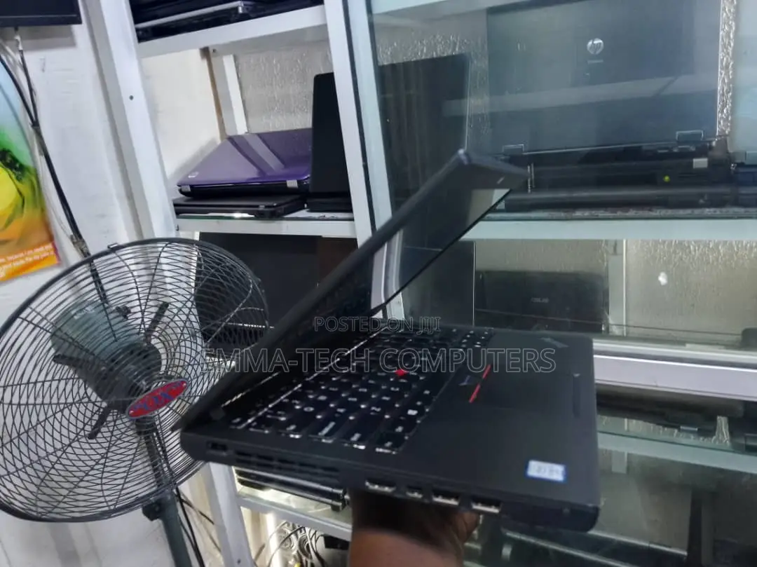 Laptop Lenovo ThinkPad X260 8GB Intel Core i5 HDD 500GB