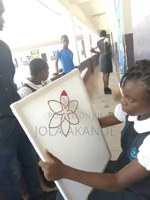 Art and Crafts Instructor