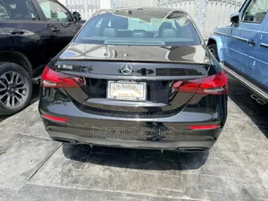Mercedes-Benz E350 2022 Black