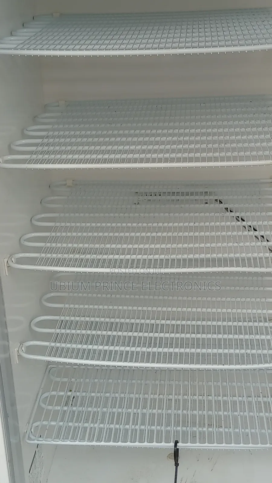 Carrier Glass Freezer