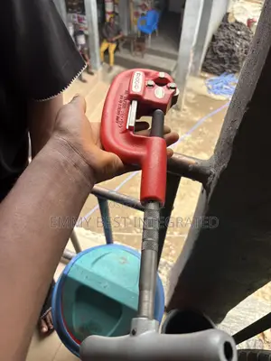 Ridgid Model 2-a Heavy-Duty Pipe Cutter