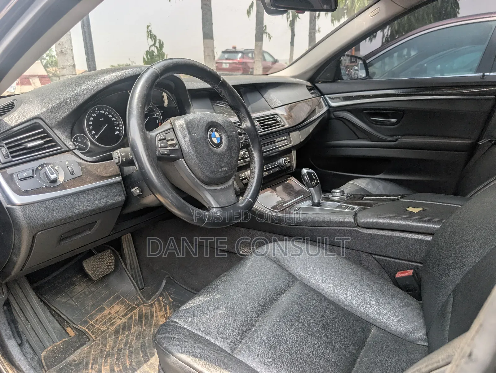 BMW 523i 2010 Black