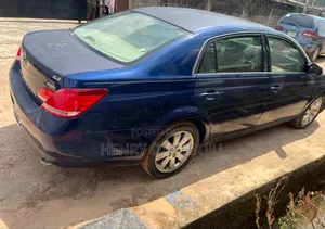 Toyota Avalon XLS Sedan FWD (3.5L 6cyl 6A) 2008 Blue