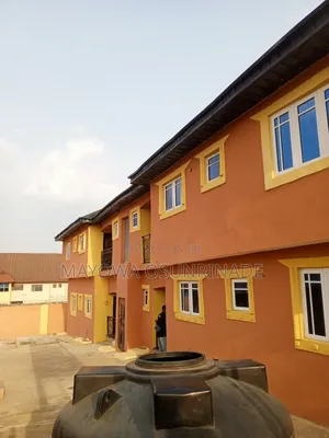 2bdrm Apartment in Ologuneru for rent