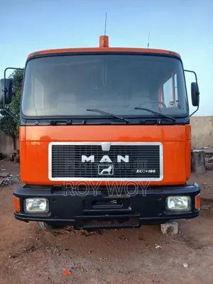 Strong Man Diesel Water Tanker 10bolts
