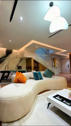 2 Bedroom Maisonette With a Ps5, Gym, Pool, Snooker and Balconies