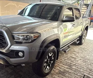 Toyota Tacoma 2021 Silver