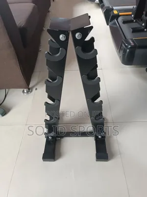 Dumbest Stand for Five Seats