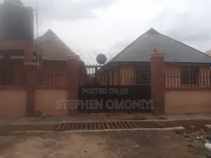 1bdrm Room & Parlour in Ilorin West for rent