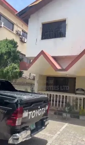 7 Bedroom Duplex in Victoria Island for Office Use