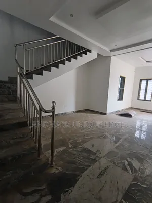 2bdrm Duplex in Geek Out Estate, Ushafa for rent