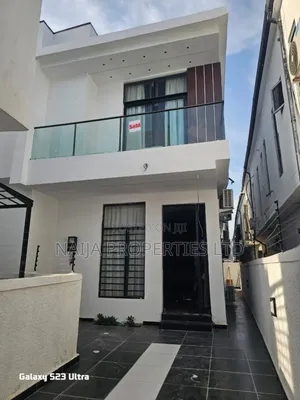 4bdrm Duplex in Ikota Gra for rent