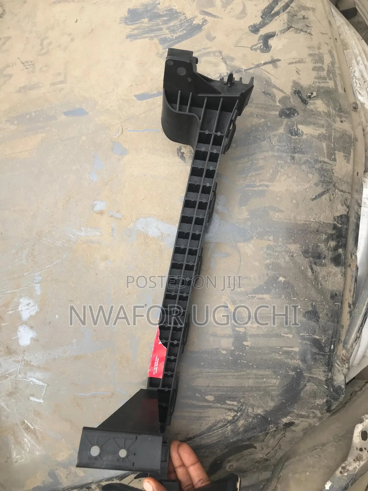 Headlight Bracket/Support 2009-2012 Pilot