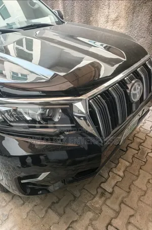 Toyota Land Cruiser Prado 2012 Black