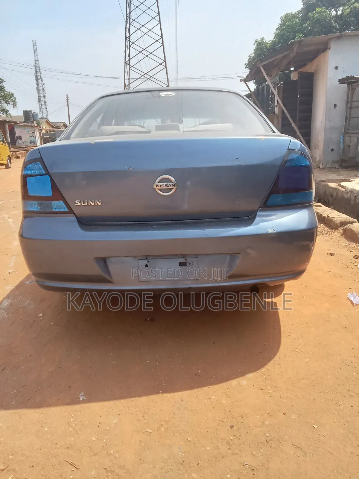 Nissan Sunny 2010 Blue