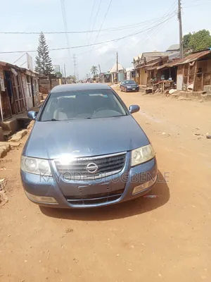Nissan Sunny 2010 Blue