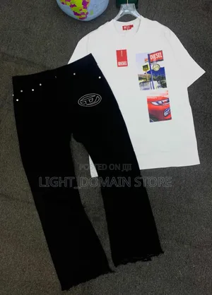 Quality T Shirt Plus Jean