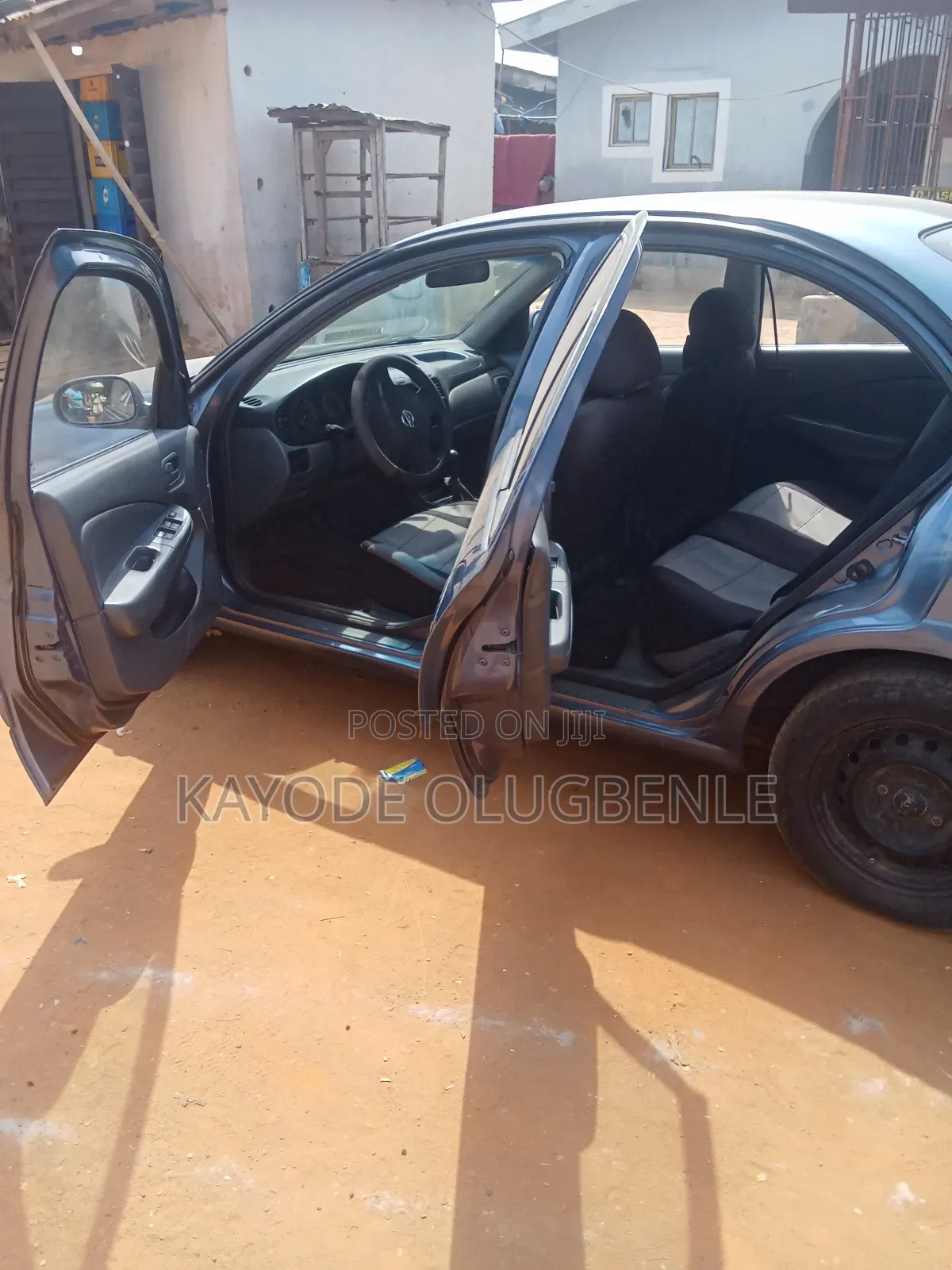 Nissan Sunny 2010 Blue