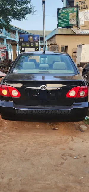 Toyota Corolla 2005 Black