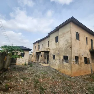 4bdrm Duplex in Oluyole Estate for sale