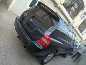 Toyota Highlander V6 AWD 2003 Blue