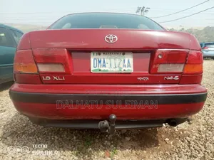 Toyota Carina E 1995 Maroon
