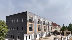 4bdrm Duplex in Life Camp for sale
