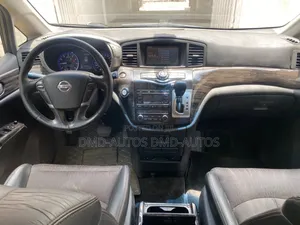 Nissan Elgrand 2015
