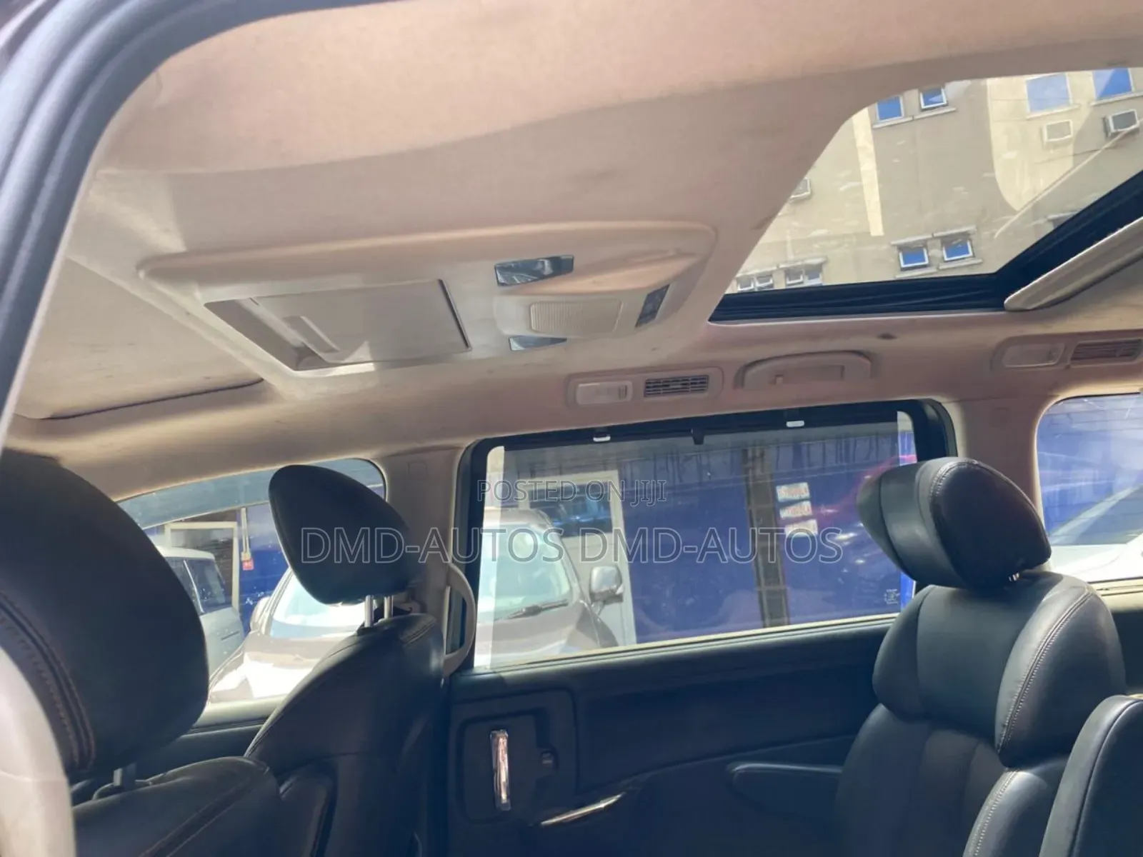 Nissan Elgrand 2015