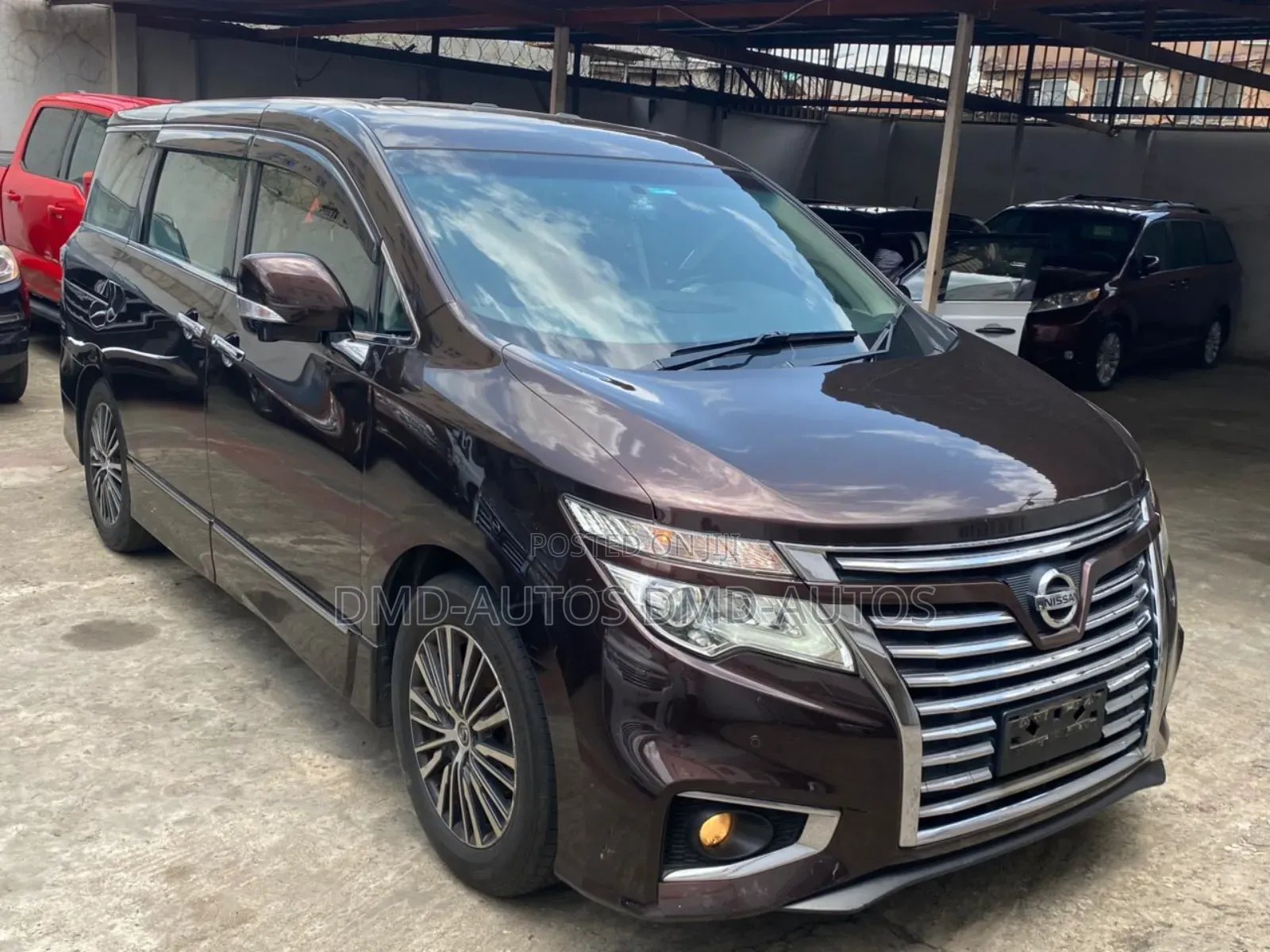 Nissan Elgrand 2015