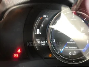 Lexus IS 300h 4WD 2021 Silver