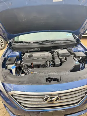 Hyundai Sonata Base Sedan FWD (2.4L 4cyl 6A) 2017 Blue