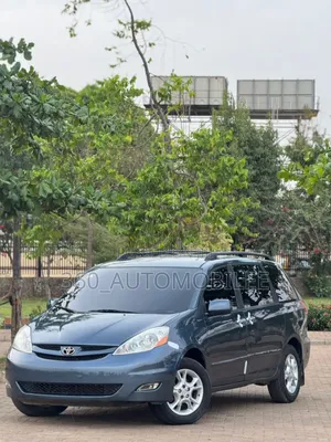 Toyota Sienna LE 4WD 2007 Gray
